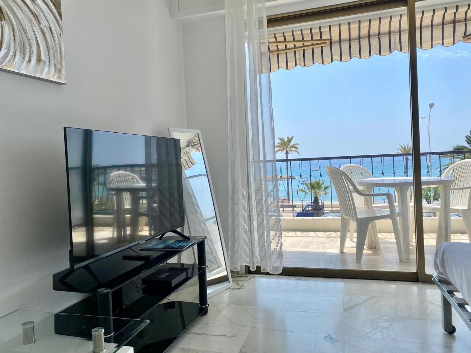 Le Mona Lisa, Vue Mer, Balcon Menton Exterior photo