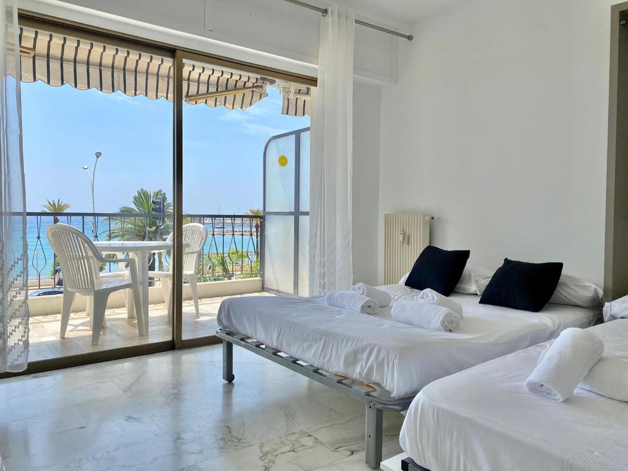 Le Mona Lisa, Vue Mer, Balcon Menton Exterior photo